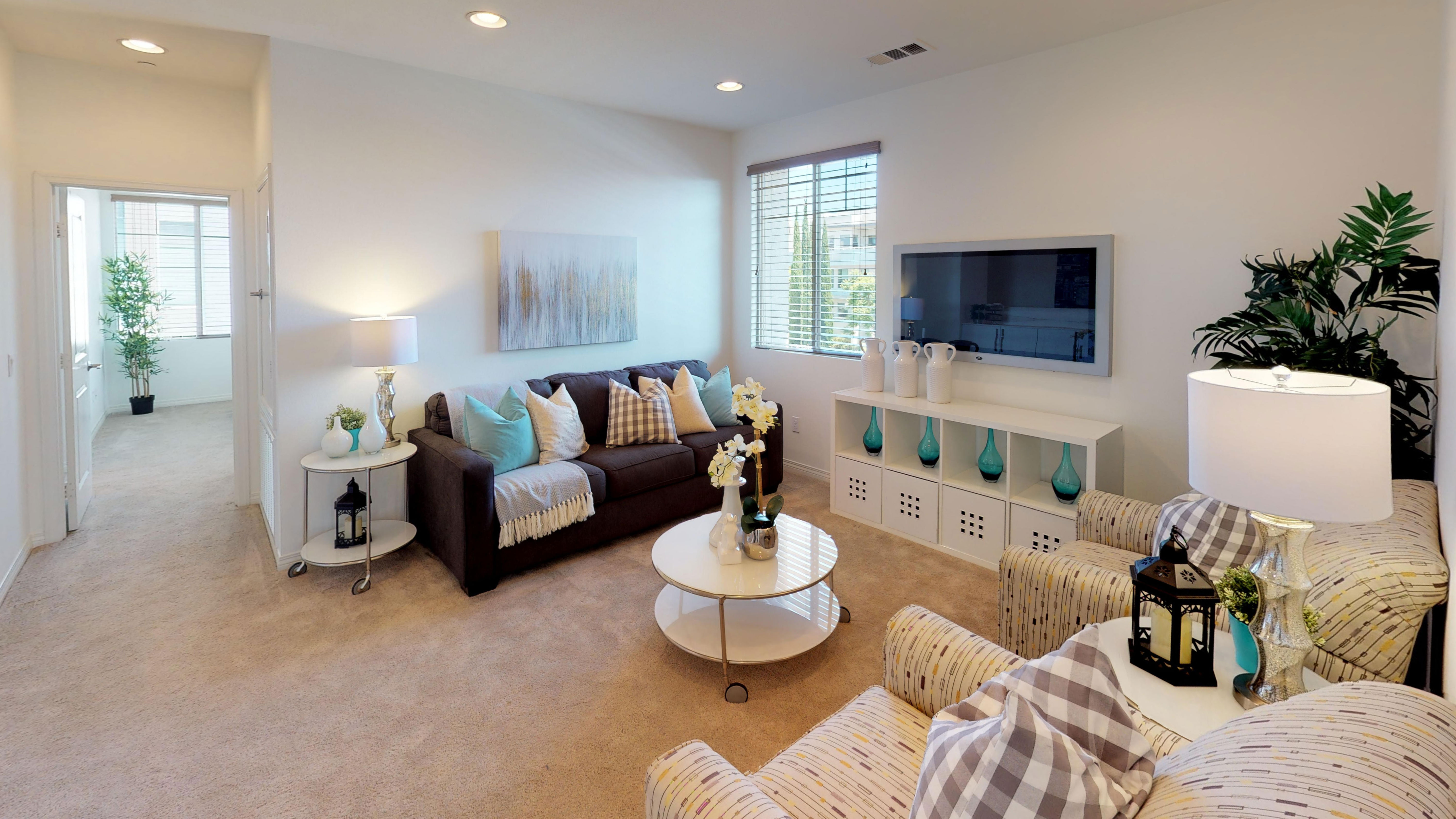 5554 Coral-108-Hawthorne-CA-90250-07102019_180830