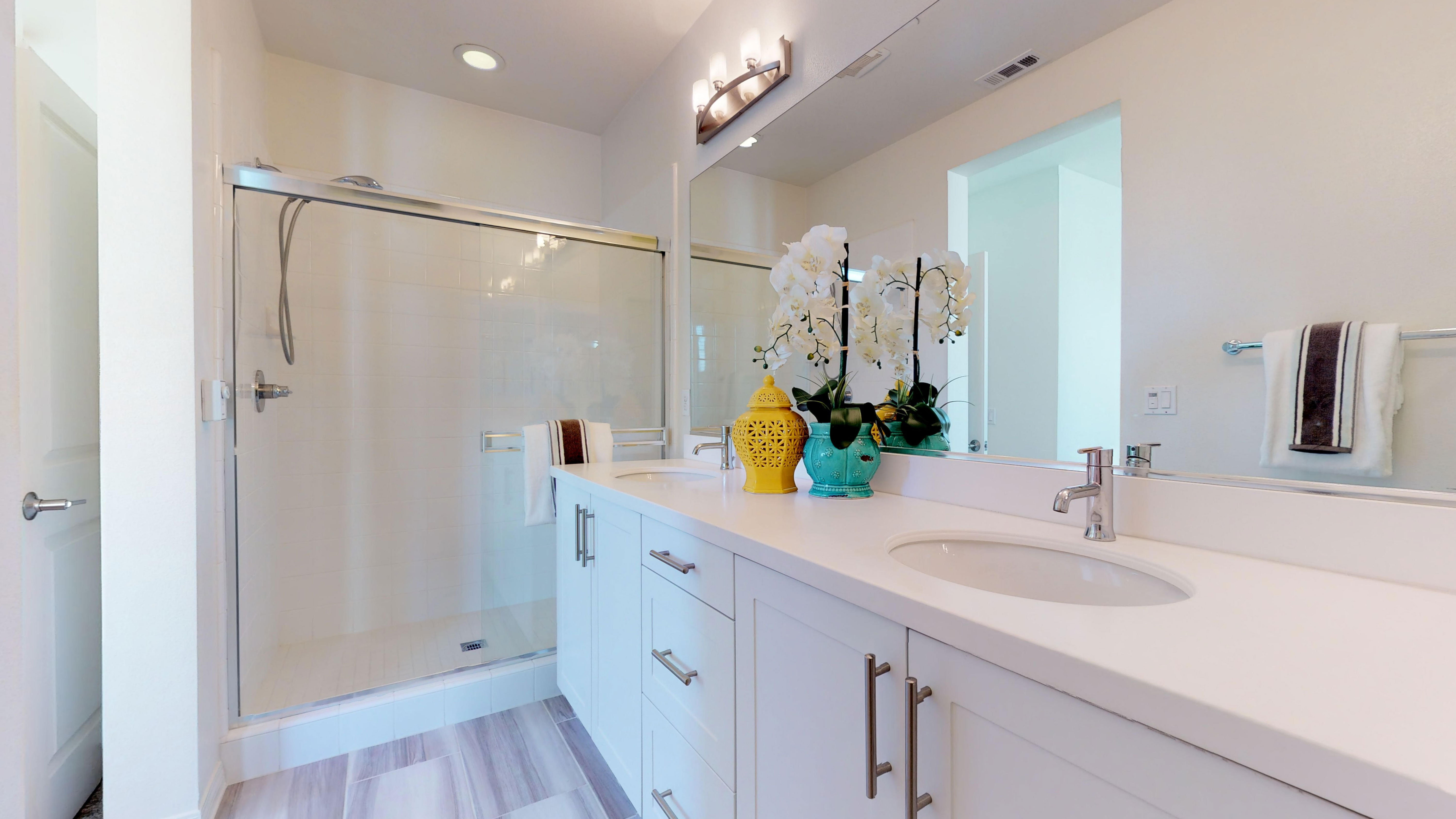 5554 Coral-108-Hawthorne-CA-90250-07102019_181058