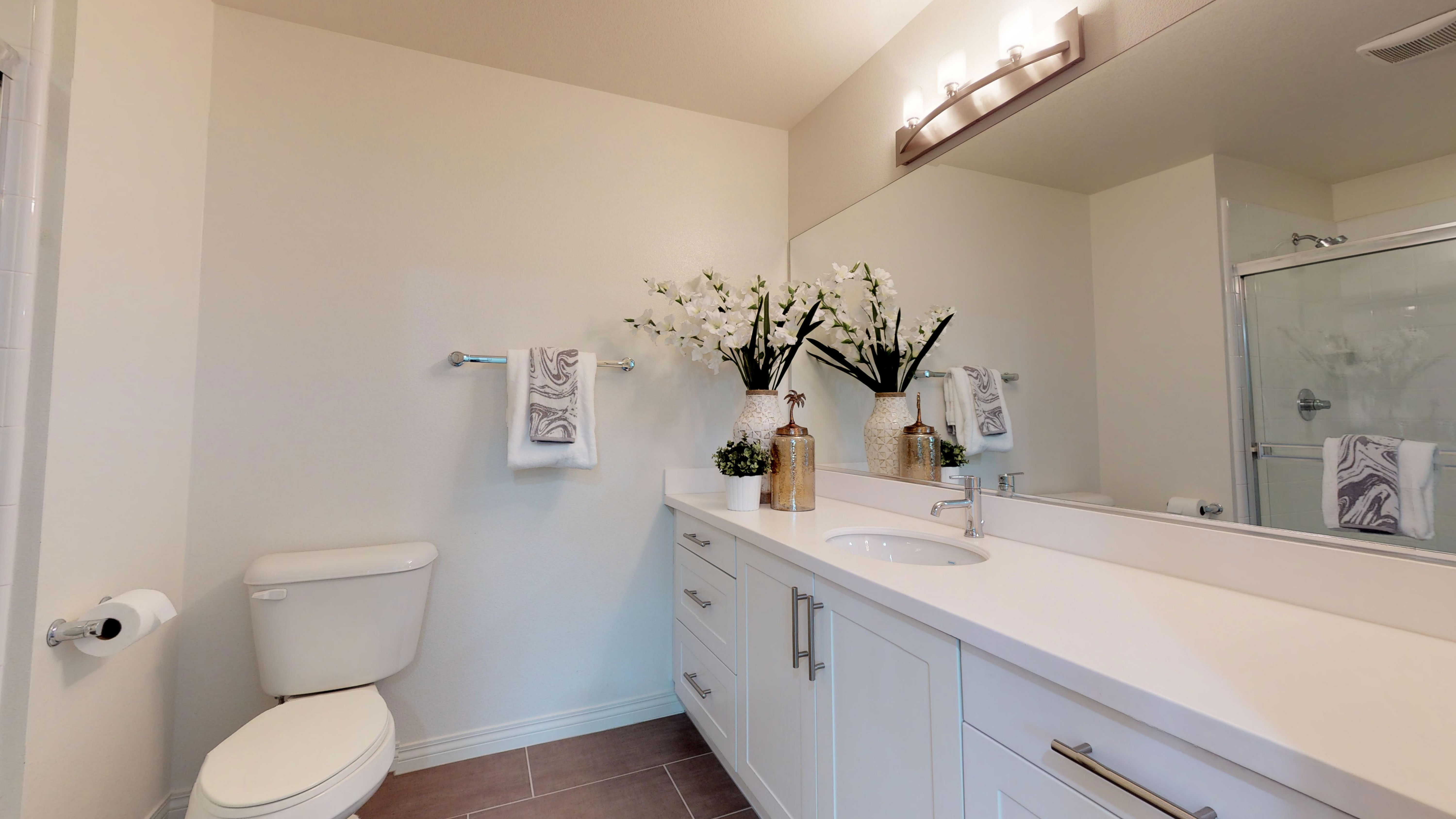 5554 Coral-108-Hawthorne-CA-90250-07102019_181658