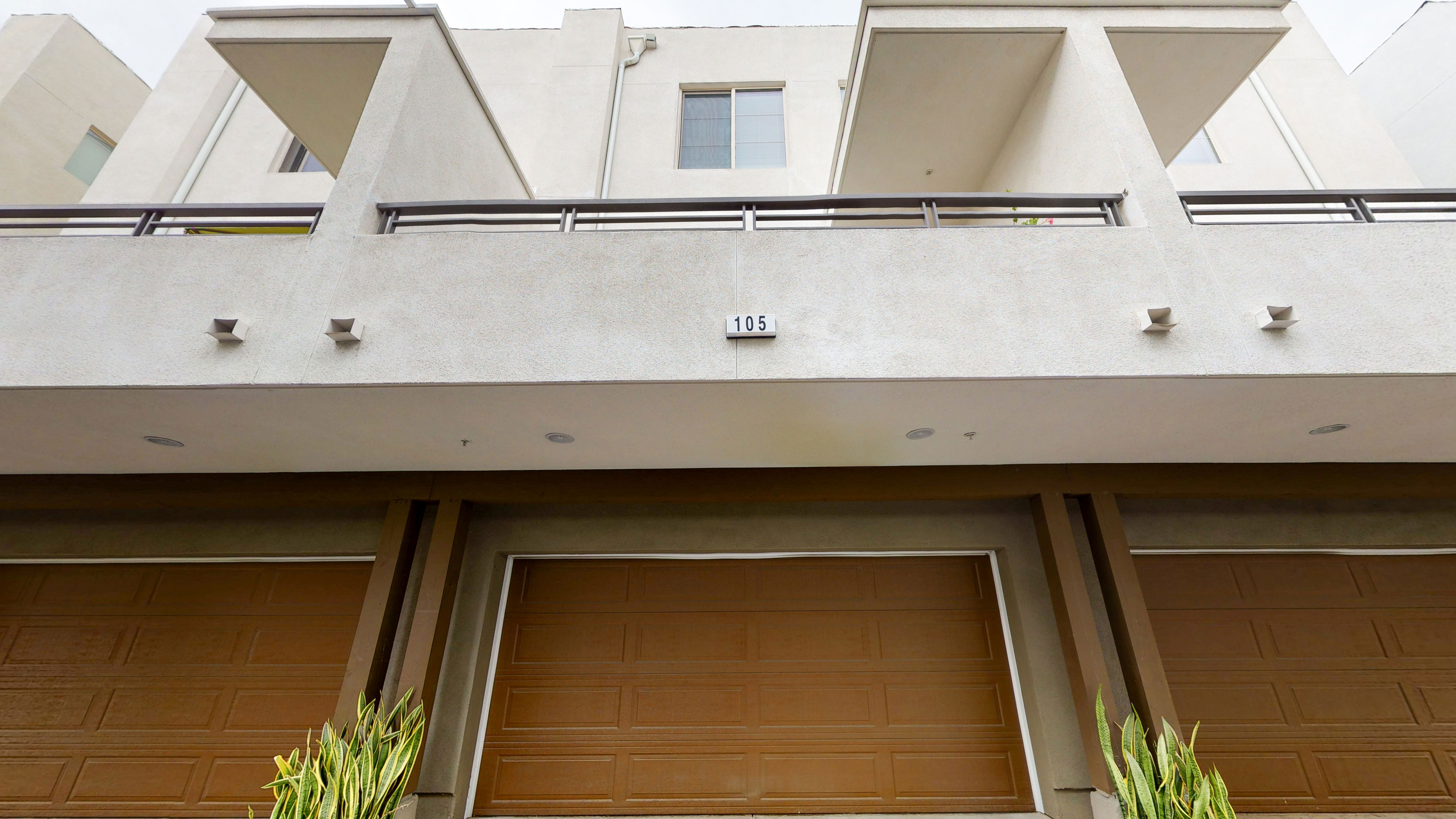 5556 Coral-Dr-105-Hawthorne-CA-90250-06172020_180422